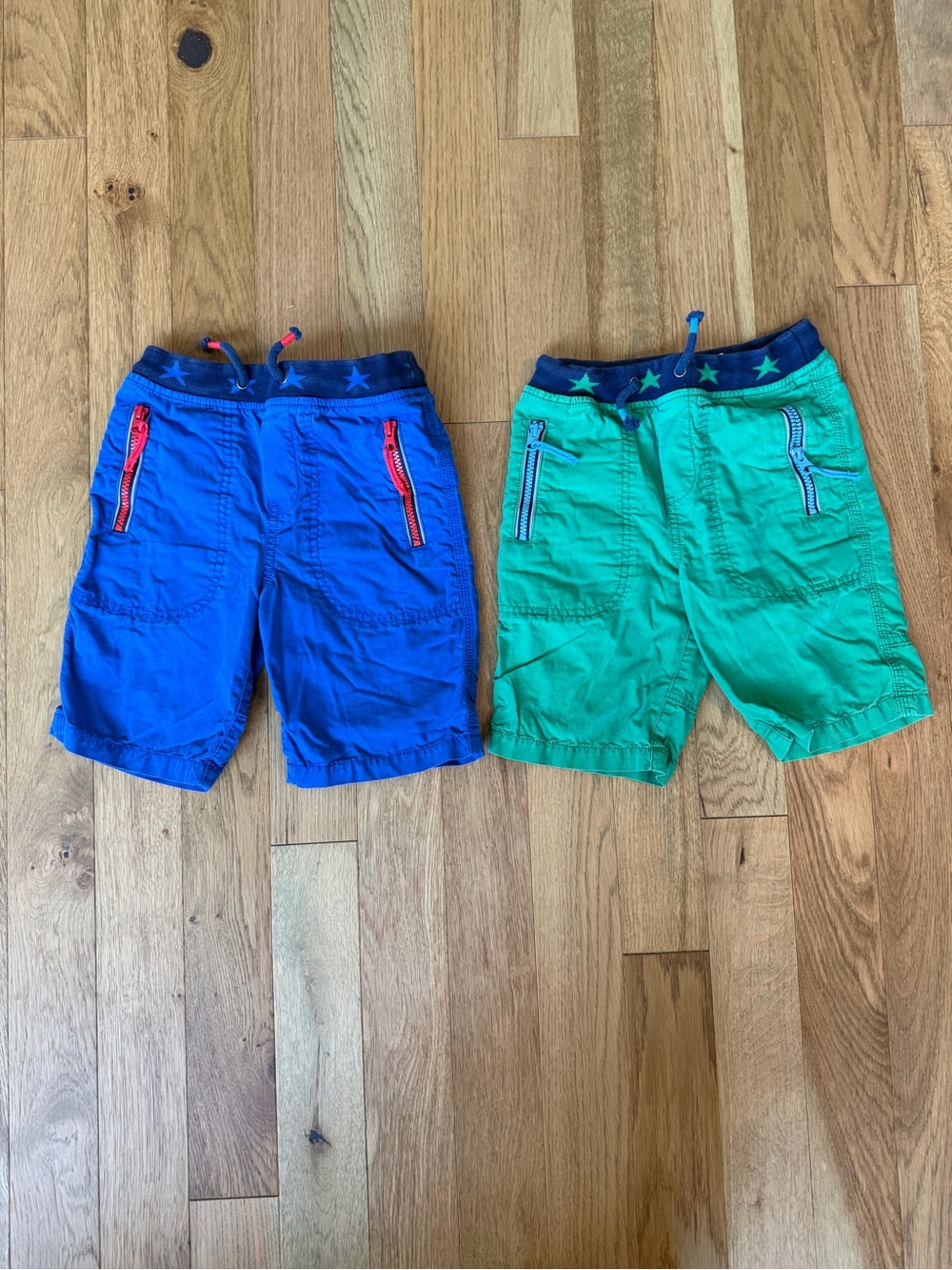 Mini Boden Boys Size 7Y Shorts Lot of 2 Blue Green Star Waist Zip Pockets